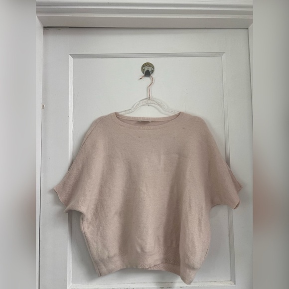 The Reset R Label Wool Essential Pullover
Sweater in Unbleached $240 Size L/XL - Picture 2 of 4